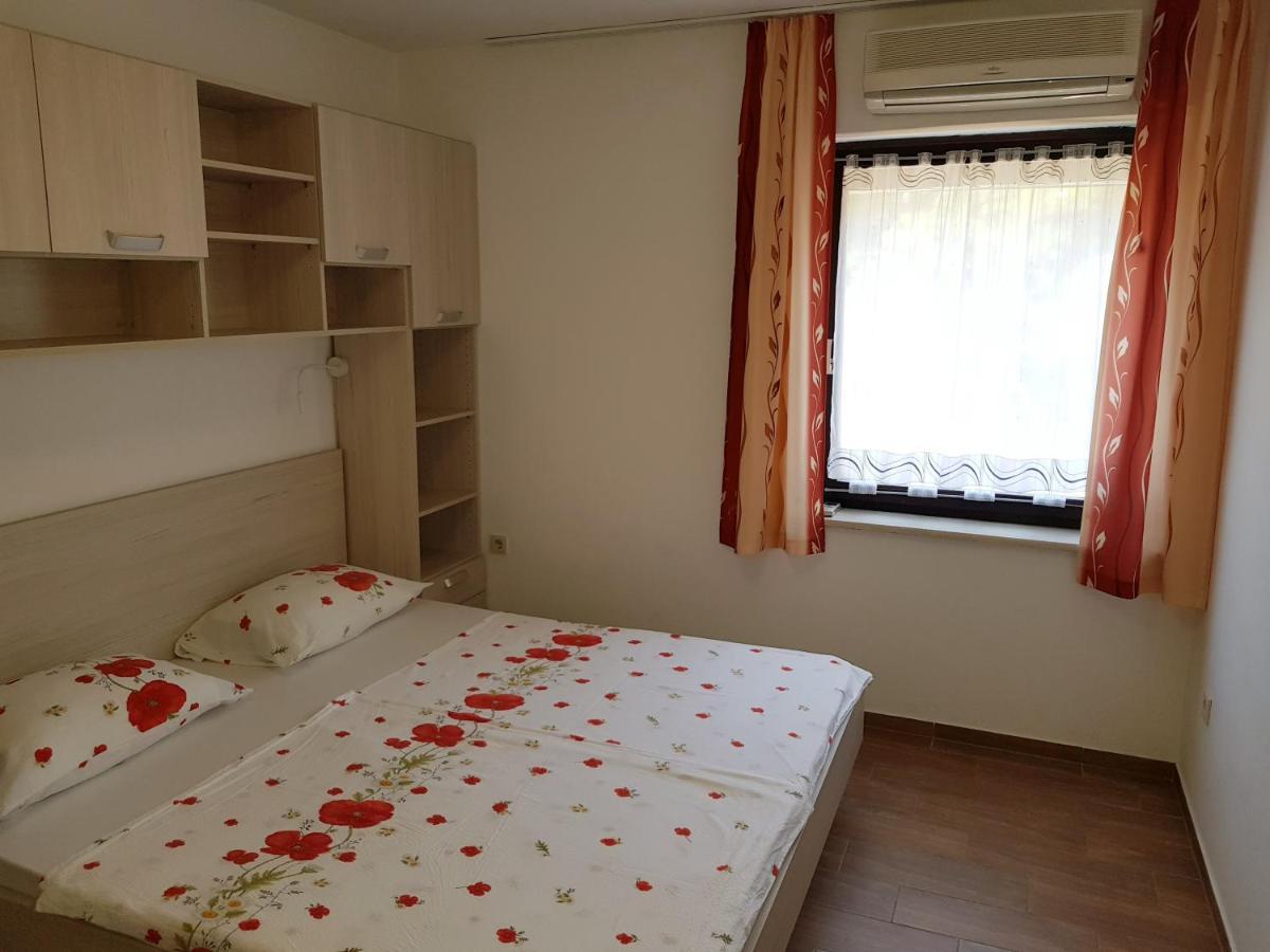 Apartments Vila Tisa Mali Lošinj Εξωτερικό φωτογραφία