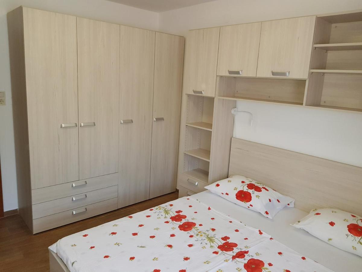 Apartments Vila Tisa Mali Lošinj Εξωτερικό φωτογραφία