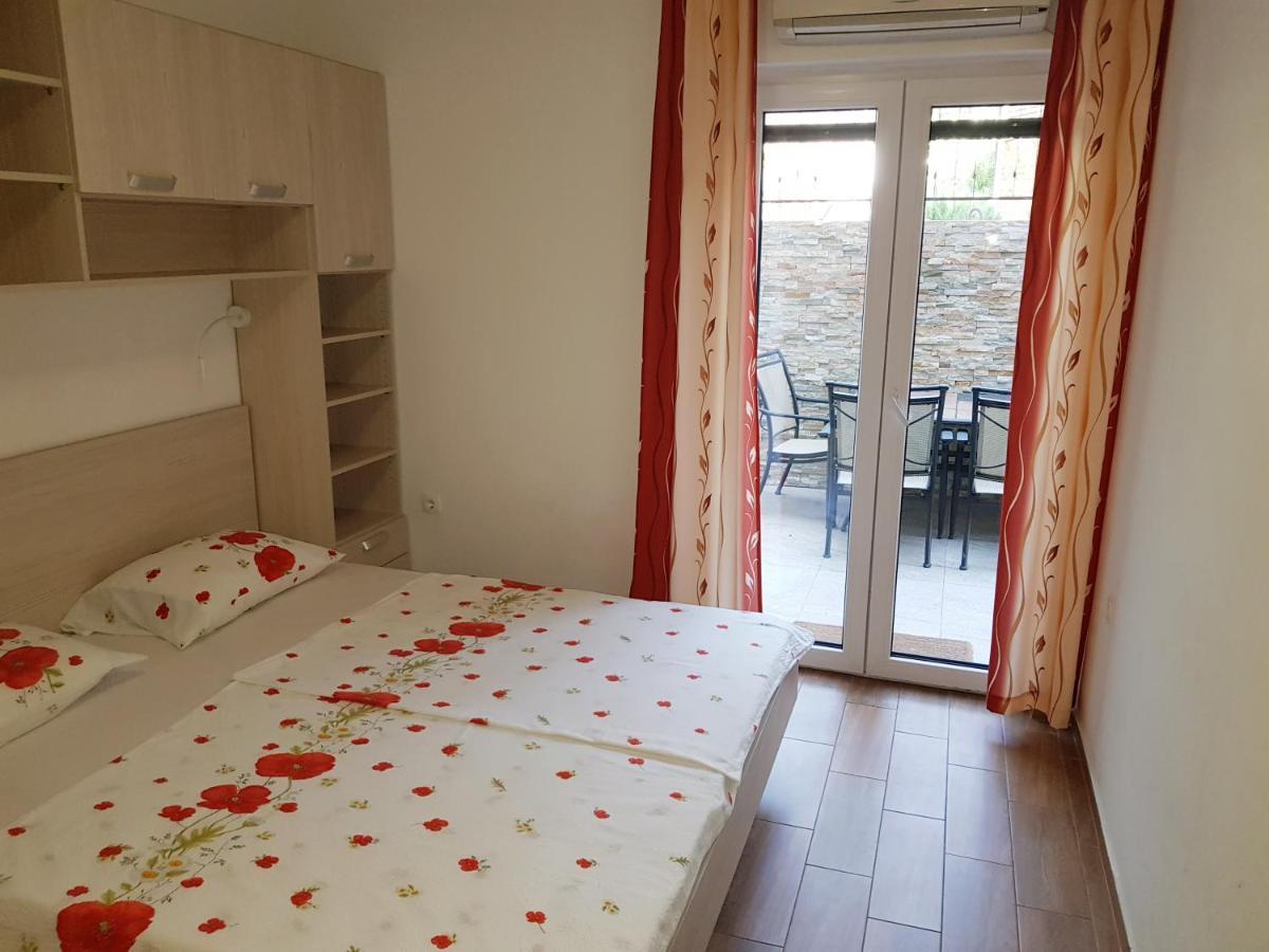 Apartments Vila Tisa Mali Lošinj Εξωτερικό φωτογραφία