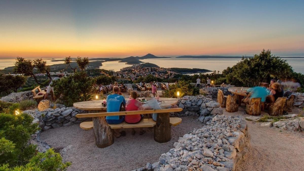 Apartments Vila Tisa Mali Lošinj Εξωτερικό φωτογραφία