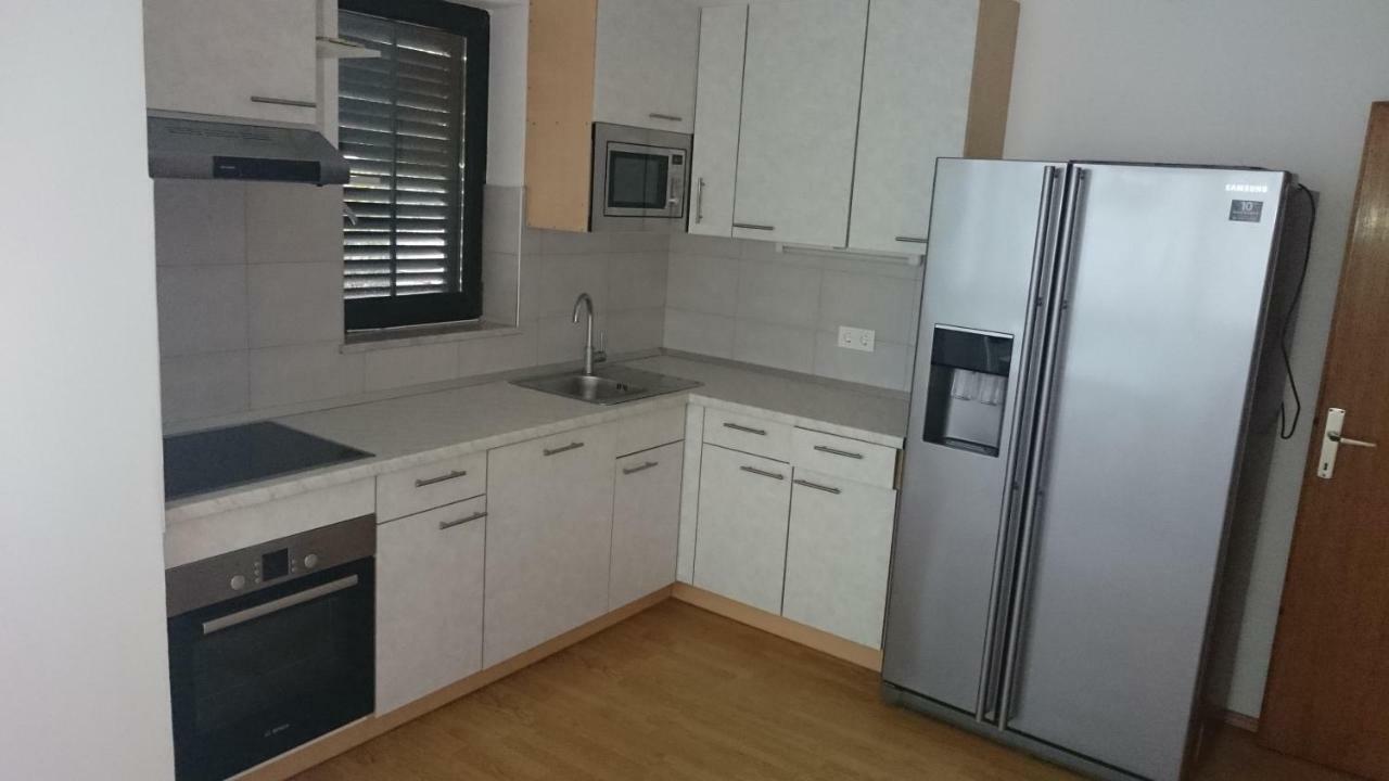 Apartments Vila Tisa Mali Lošinj Εξωτερικό φωτογραφία