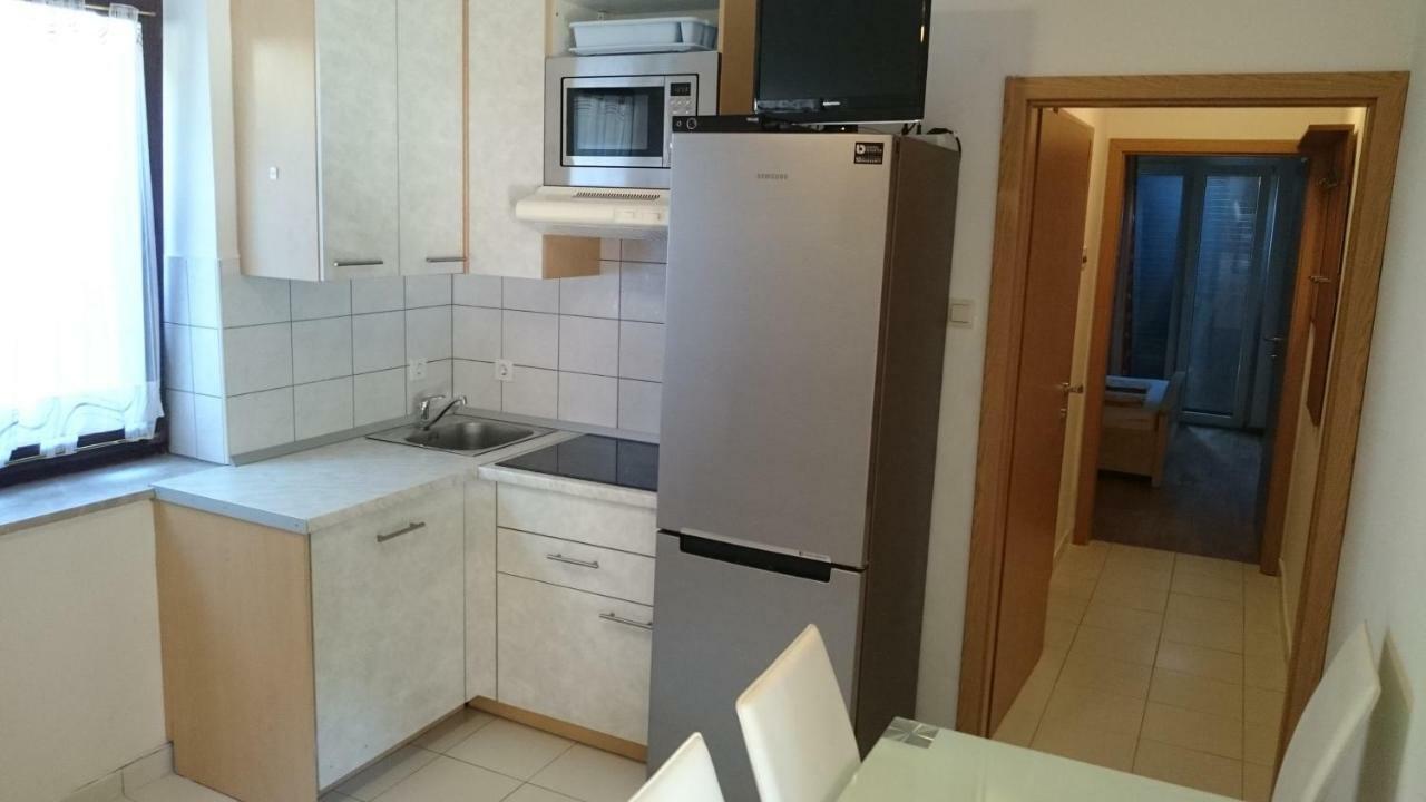 Apartments Vila Tisa Mali Lošinj Εξωτερικό φωτογραφία